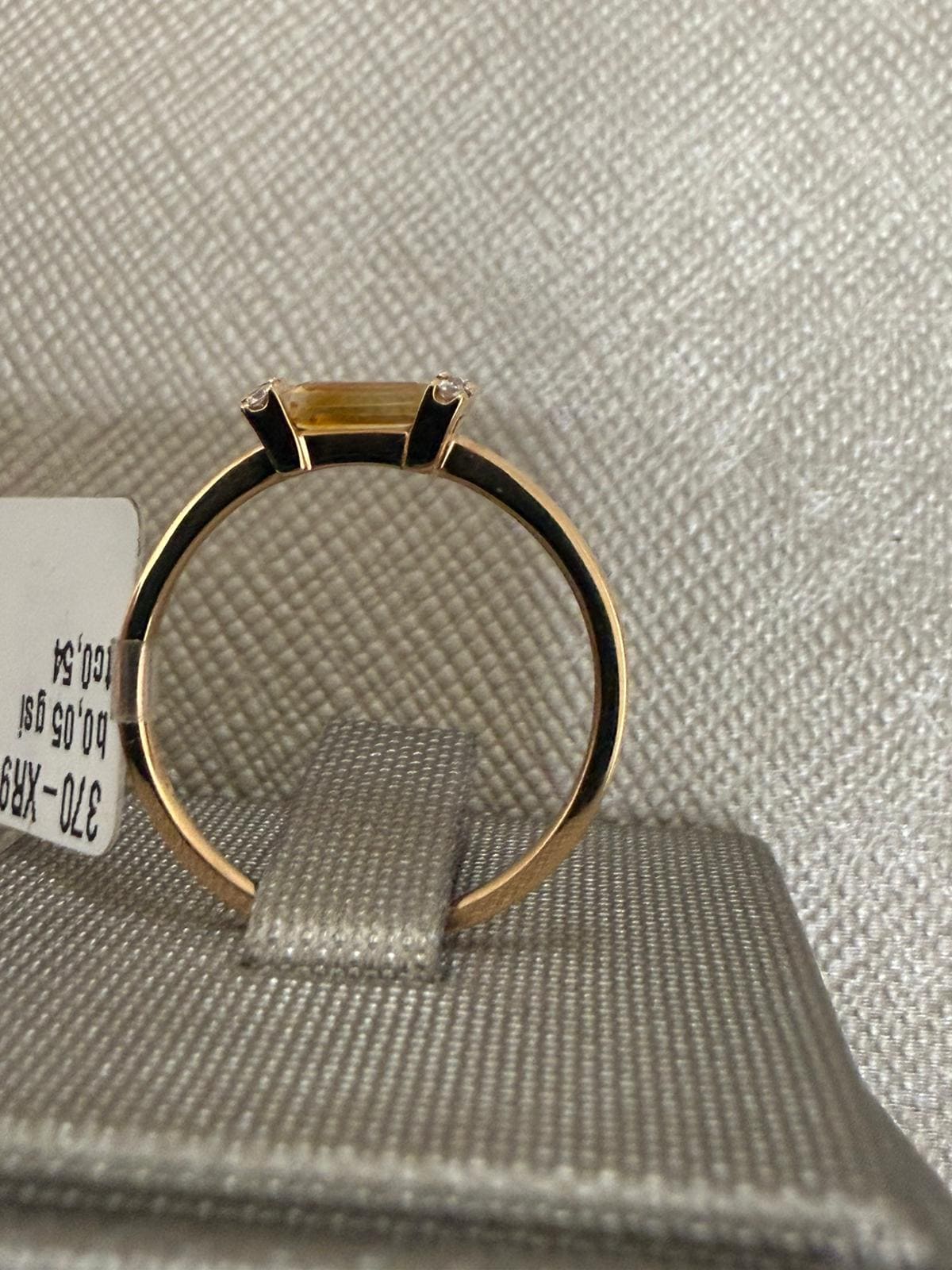 ANILLO EN ORO ROSA DE 18K CITRINO Y DIAMANTES