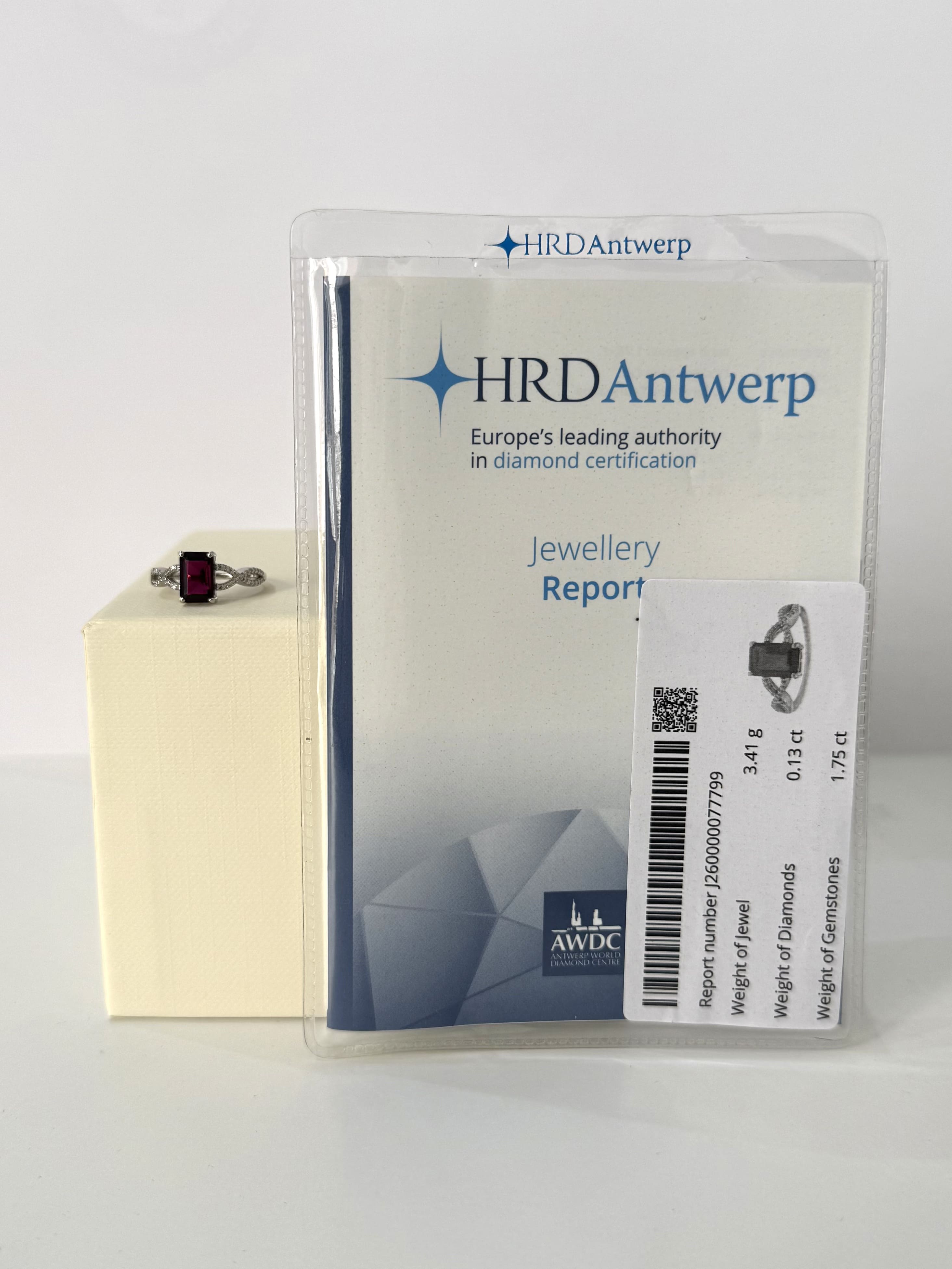 Anillo de Platino 950 con Turmalina Rosa Natural y Diamantes – Certificado HRD Antwerp