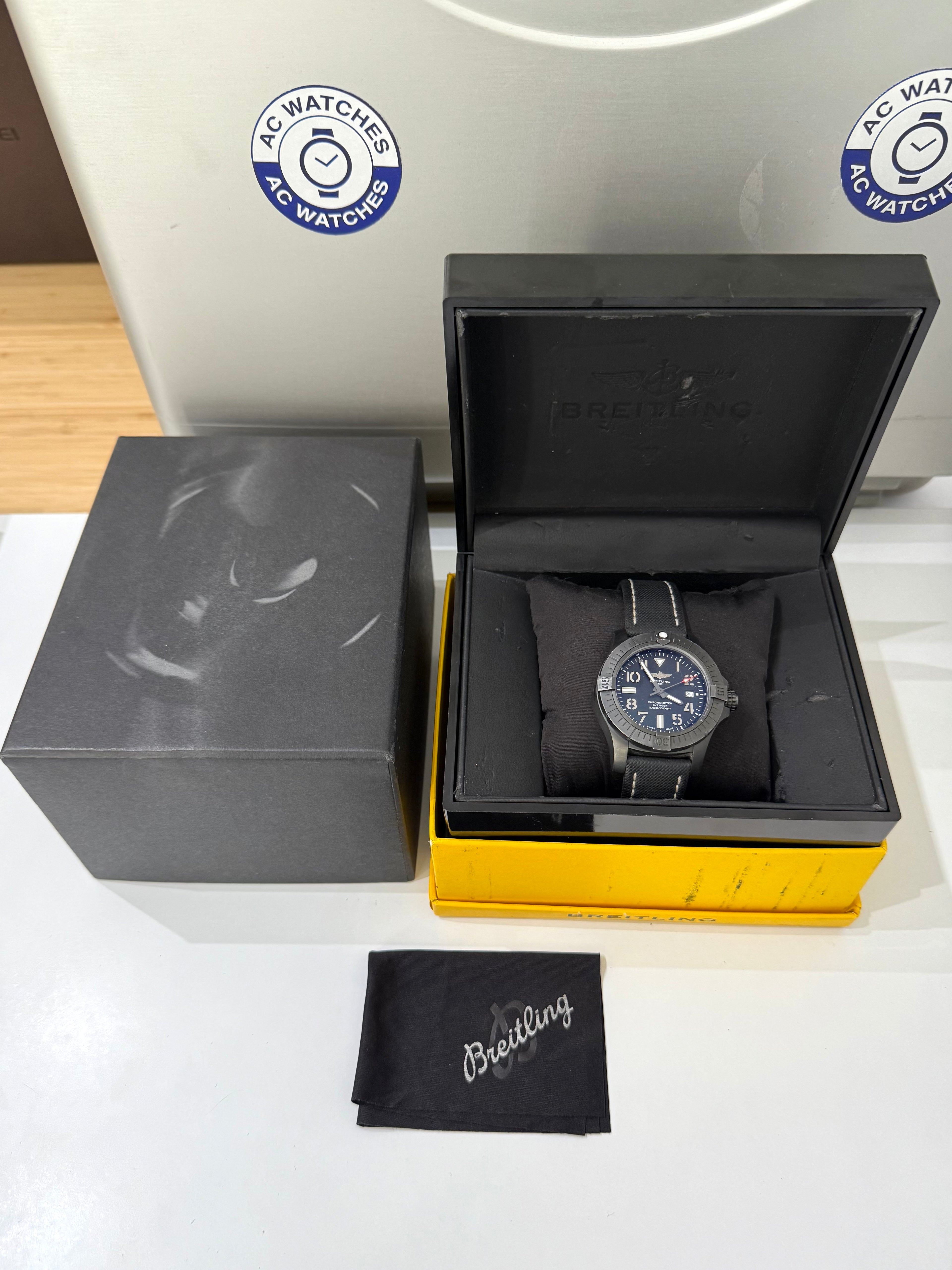 BREITLING AVENGER SEAWOLF