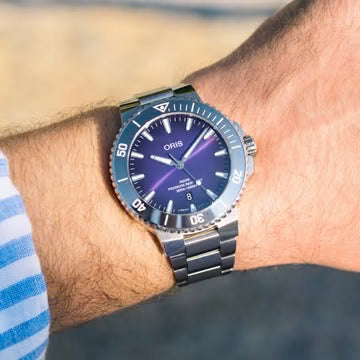 ORIS AQUIS DATE TASTE OF SUMMER