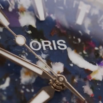 ORIS AQUIS DATE UPCYCLE